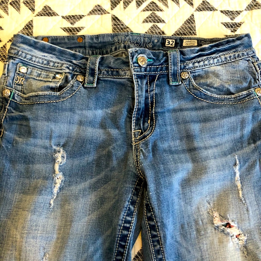 Miss Me Cropped Jeans